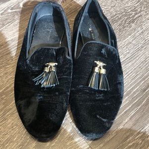 Zara black velvet slip on men’s shoe Size 8.5
